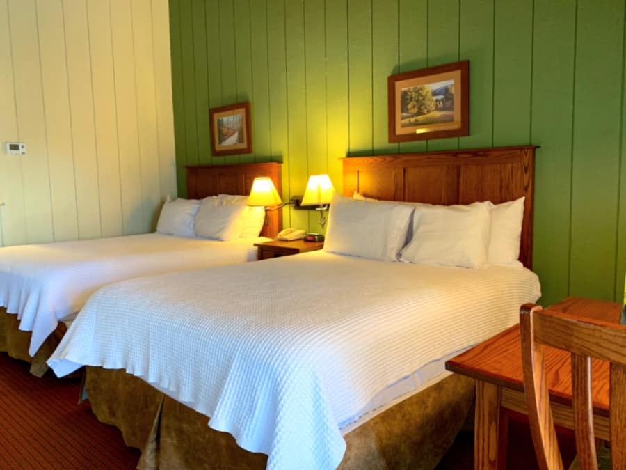 Salt Fork Lodge Review: guest rooms