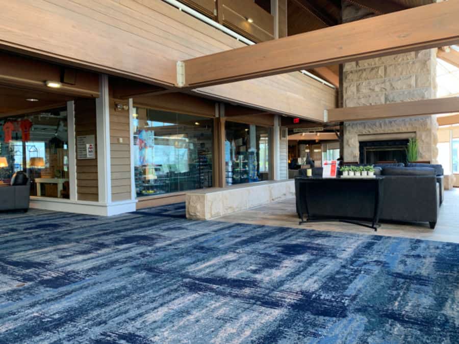 Maumee Bay Lodge Review lobby area