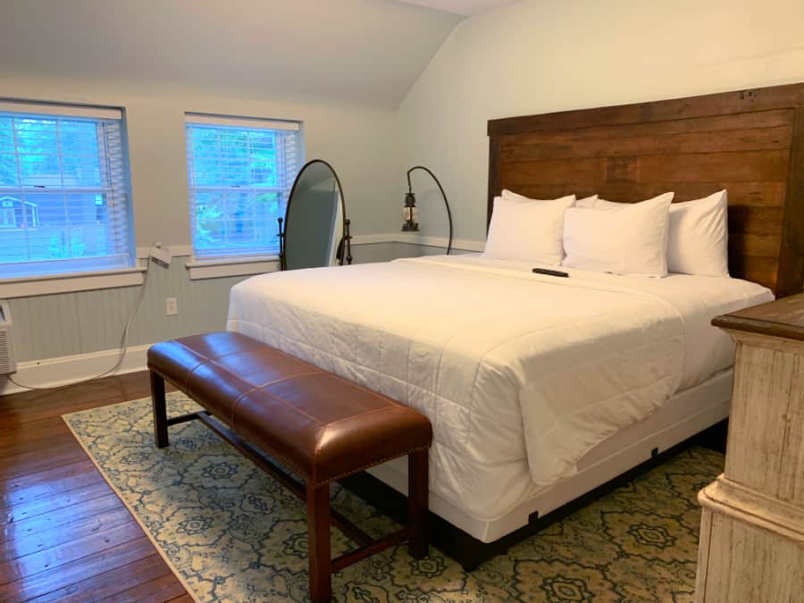 The Best Things to Do in Cumberland Valley, PA Allenberry Guest Room