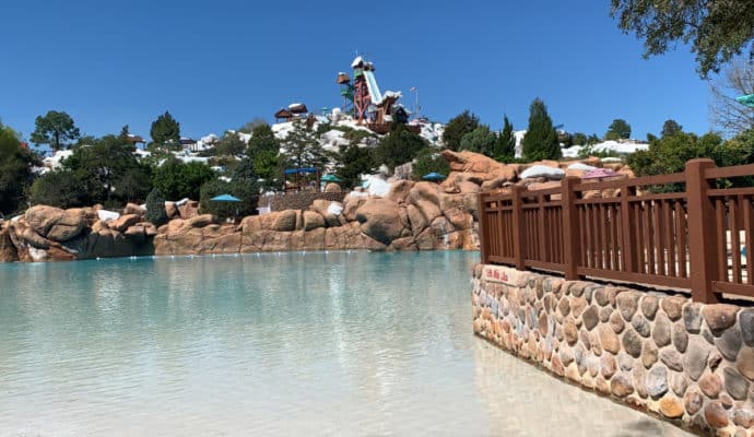 Blizzard Beach for Adults: Meltaway Bay pool