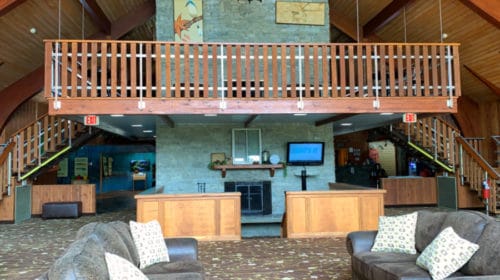 burr oak lodge review - lobby