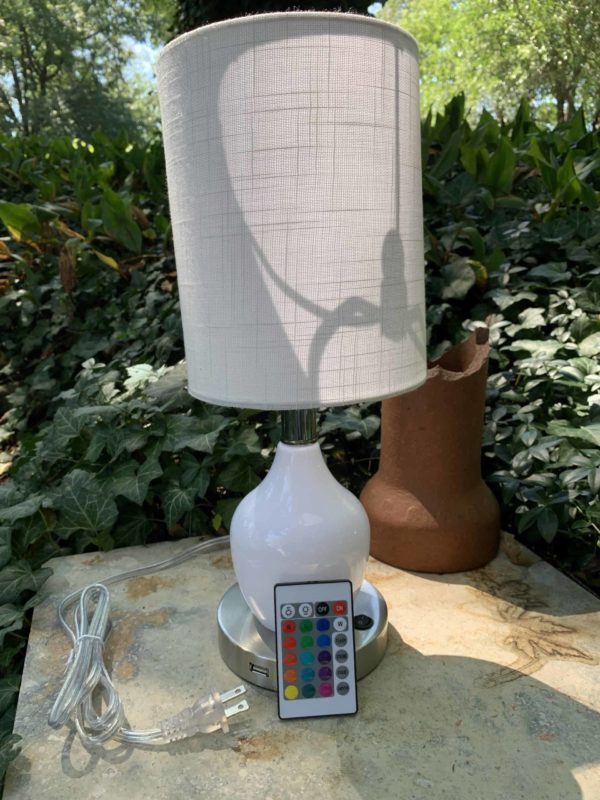 autumn essentials 2021 - multicolor charging lamp