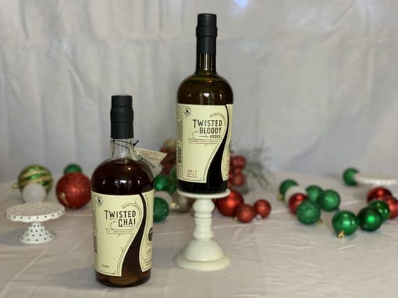 mens holiday gift guide twisted chai & bloody mary