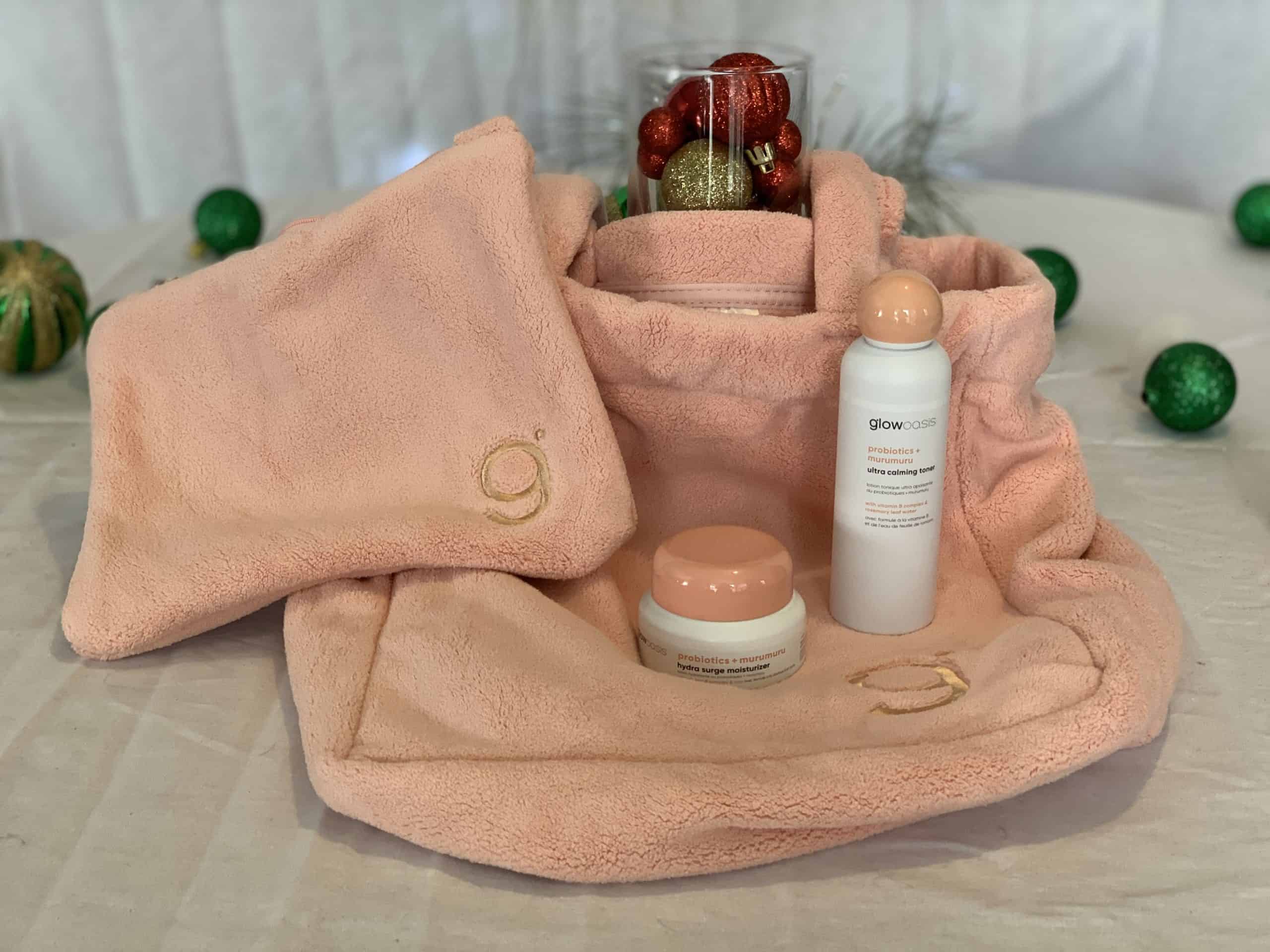 womens holiday gift guide glow spa set
