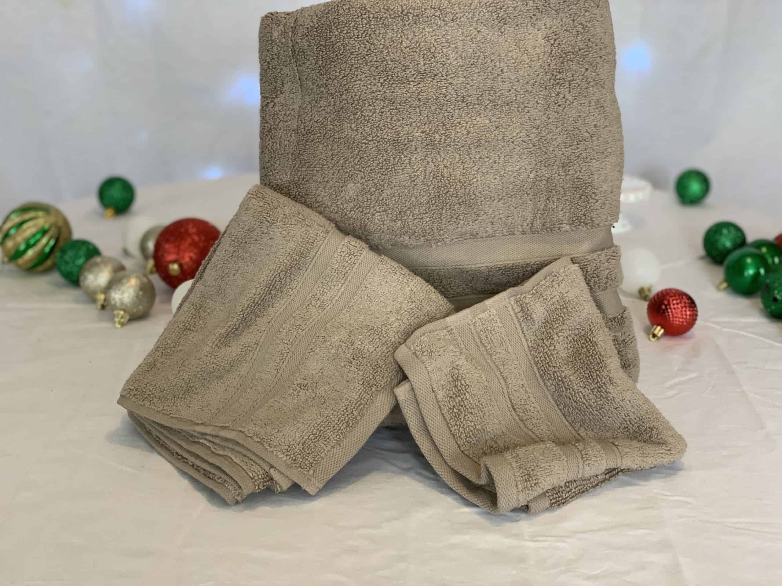 womens holiday gift guide plush towel set