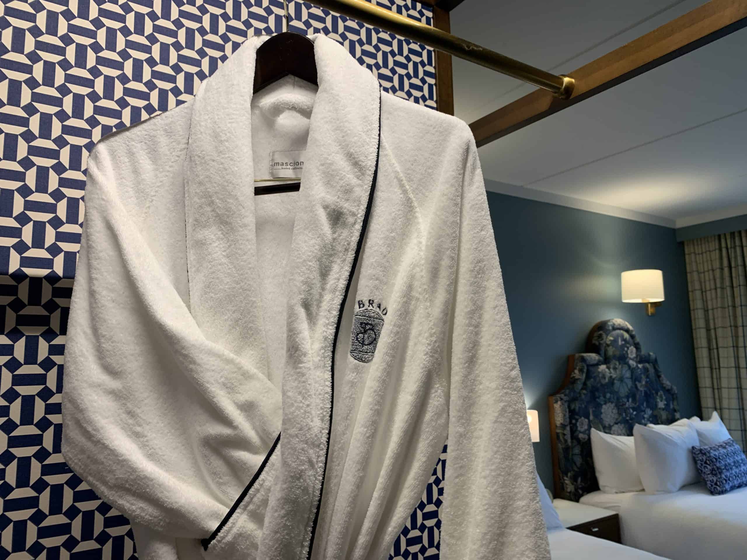 bradley hotel fort wayne review plush robe