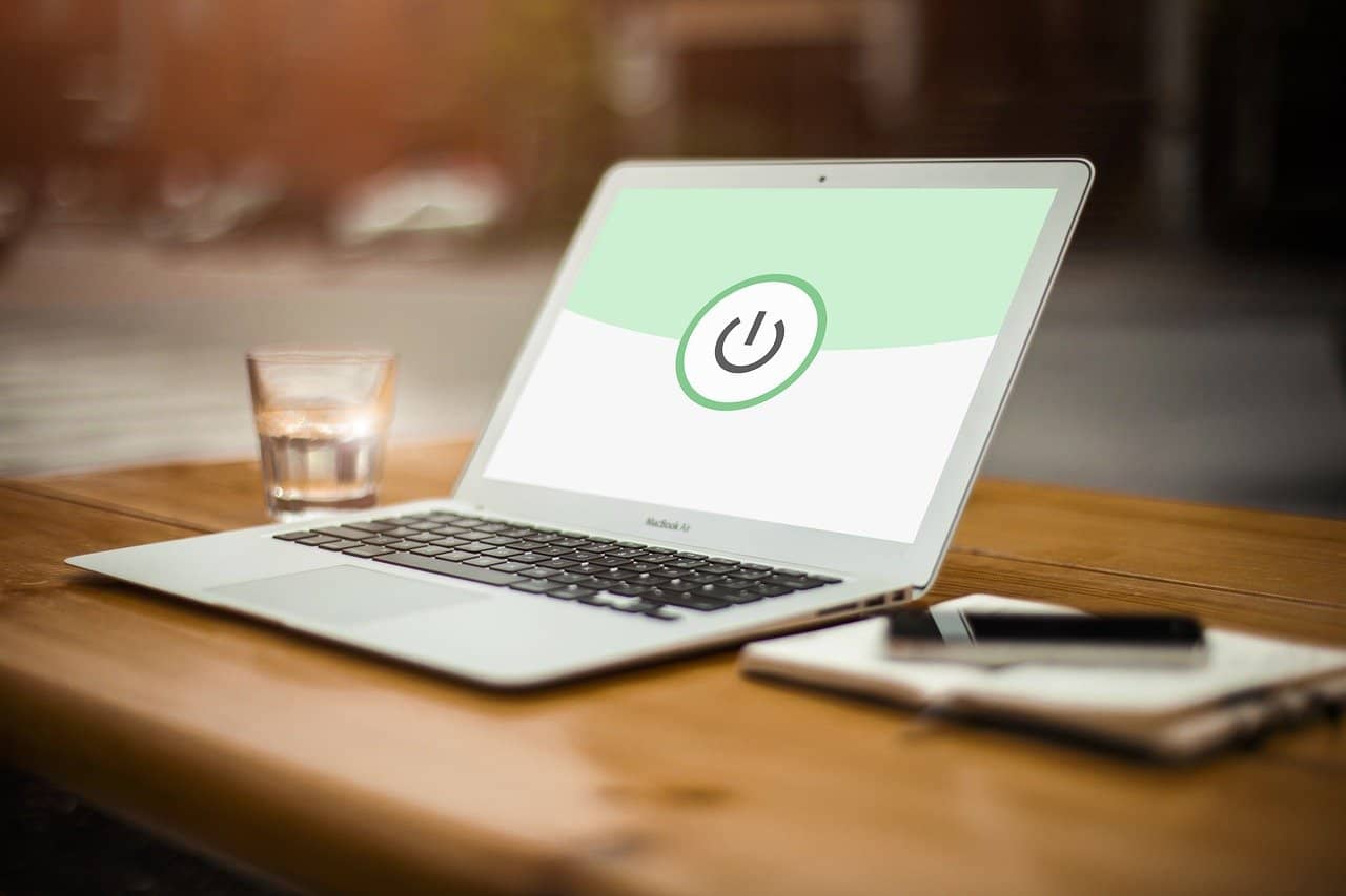 10 Steps to Ensure Cybersecurity While Traveling 1 travel cybersecurity tips