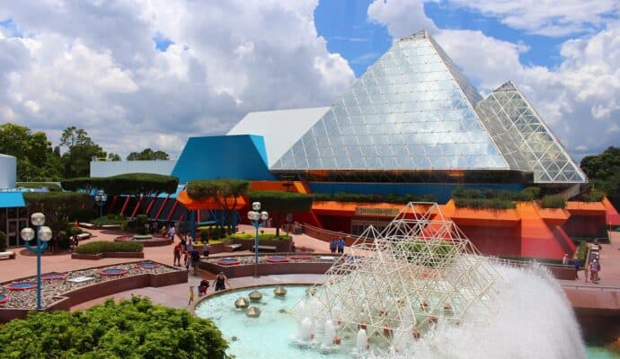 Disney Stroller Rules - Epcot imagination pavilion family with stroller