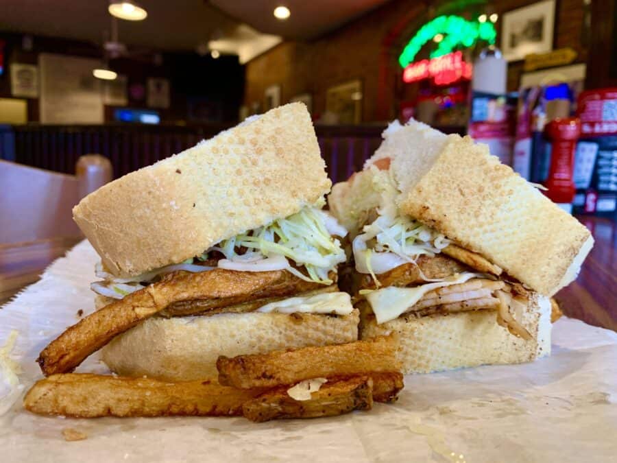 things you can only do in Pittsburgh - Primanti Bros