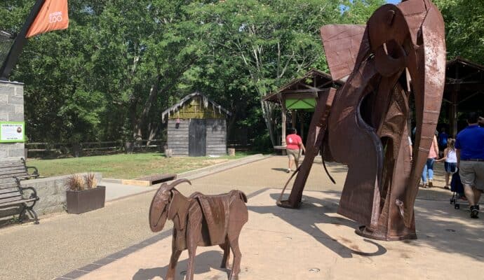 hattiesburg girls getaway zoo