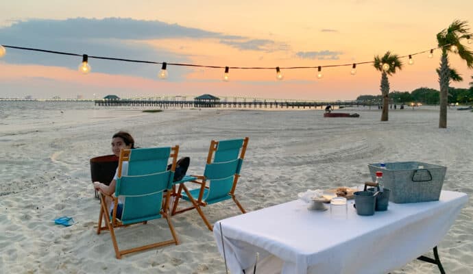 how to have a perfect Biloxi girls getaway plan a beach dinner party