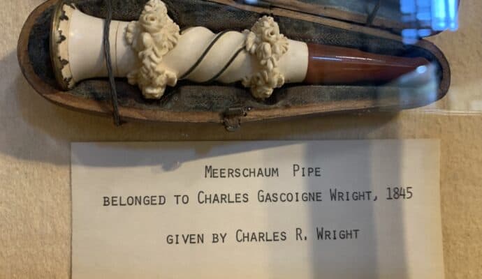 Vicksburg Girls Getaway - old courthouse museum meerschaum pipe