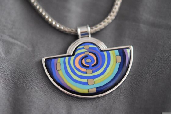 summer jewelry trends enamel jewelry
