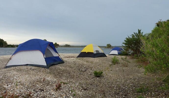 Best Type of Shelter for Summer Camping - Beach Camping