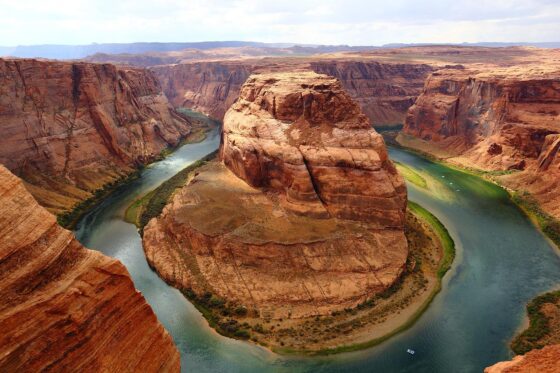 The Best Locations in the US To Bring Your Camper Van - grand canyon Horseshoe bend
