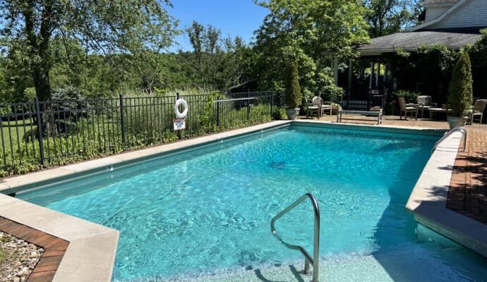 welsh hills inn bed and breakfast review - outdoor pool