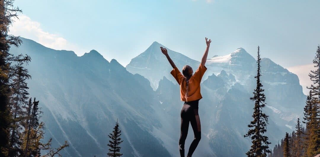 5 Ways to Become More Confident in the Outdoors 6 How To Prepare for Your First Hiking Trip - canada mountains
5 Ways to Become More Confident in the Outdoors