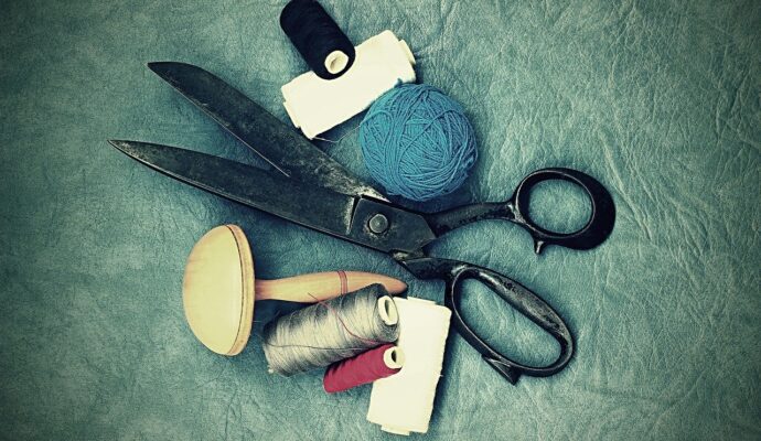 Sewing Tools For First Time Sewers - fabric scissors