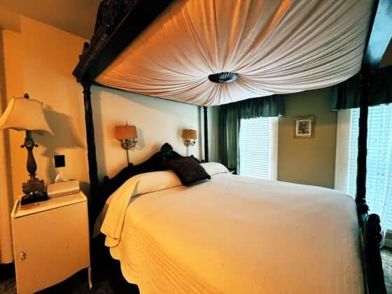 Romantic Things to Do on a Lake County Ohio Couples Getaway where to stay homestead house victorian rose room