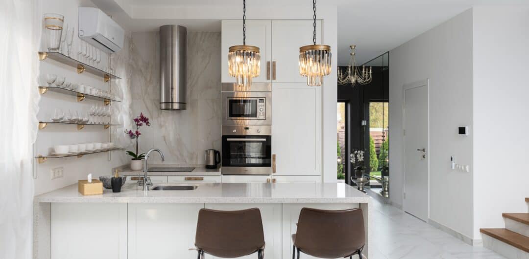 Aurora Apartment: 5 Tips for Getting the Most Value from Layouts 3 How To Make a Rental Property Feel Like Home - clean the kitchen
