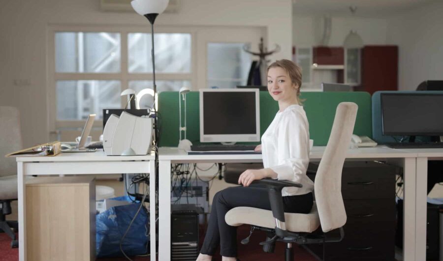 Best Business Ideas for Travelers - personal assistant

Career Paths That Do Not Require a Traditional Degree