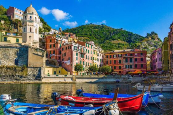 Tips to Plan a Memorable Vacation Without Stress 4 Big Things that Make Italy a Tourist Hotspot - the views Cinque terre