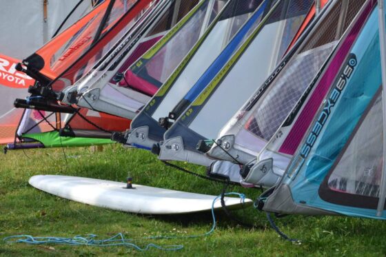 Tips for Choosing Your First Windsurf Board - colorful windsurf sails