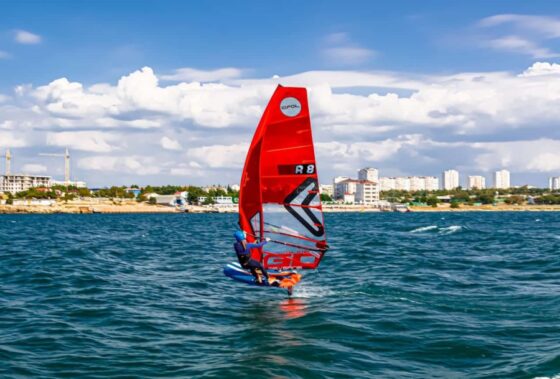 Tips for Choosing Your First Windsurf Board - windsurfing in Crimea