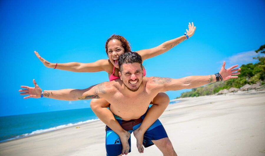 5 Great Tips to Plan a Memorable Vacation Without Stress 1 Tips to Plan a Memorable Vacation Without Stress Why Are Couples’ Getaways Important for Relationships? Beach vacation