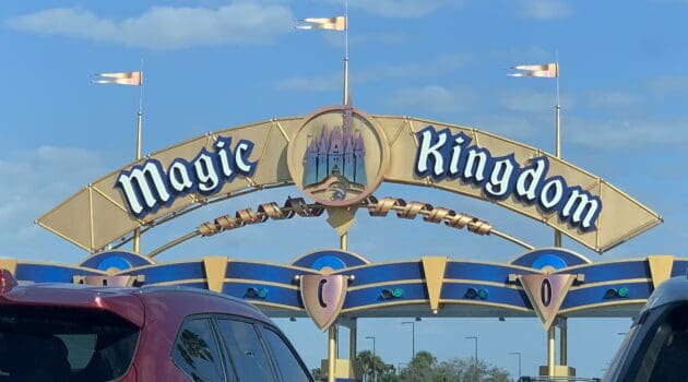 Best Day to Arrive at Disney World