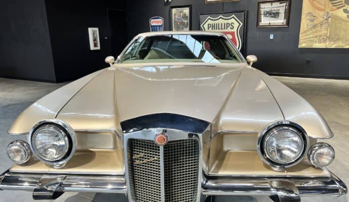 Vintage Fun in Indianapolis - Stutz Factory vintage car