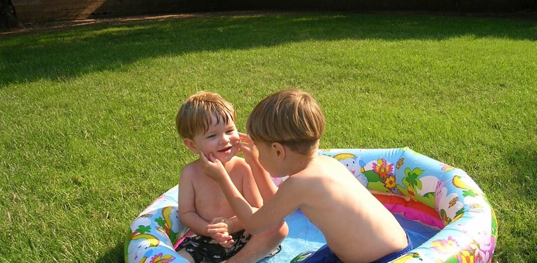 Advice To Ensure Your Next Family Camping Trip Is A Success 5 How To Stay Cool While Camping in the Summer Heat - inflatable pool
Advice To Ensure Your Next Family Camping Trip Is A Success