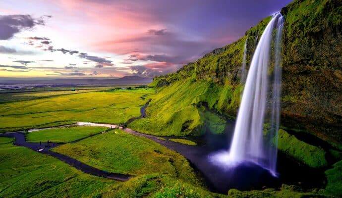 Most Romantic Destinations in the World - iceland