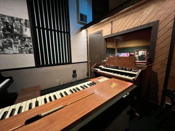 Things to Do in Muscle Shoals - fame studios piano