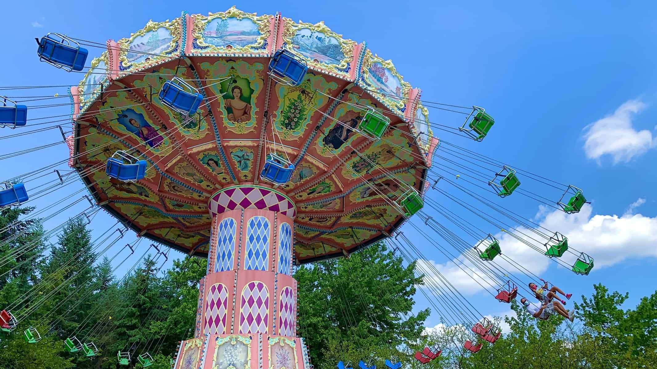 pennsylvania theme parks - kennywood swings