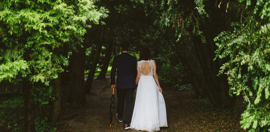 The Best Bridal Hair and Makeup Teams for Outdoor Weddings 10 Non-Traditional Wedding Venues for Nature Lovers - forest nuptials