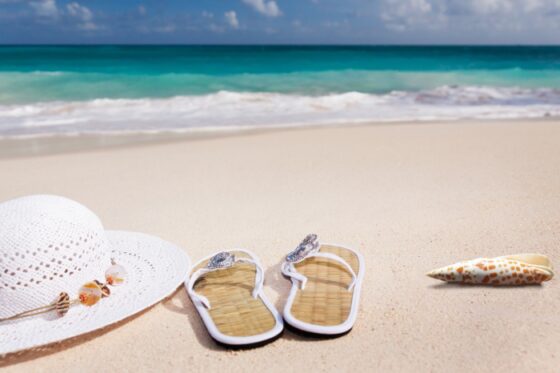 Plan a fun and fabulous beach holiday for the whole squad with these top tips on how to plan a group beach getaway - beach outfits