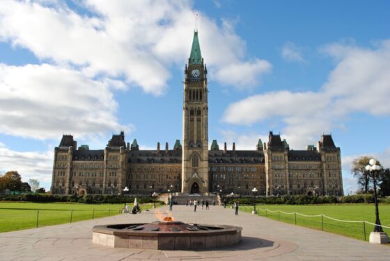 best things to do in Ontario Canada - Parliament