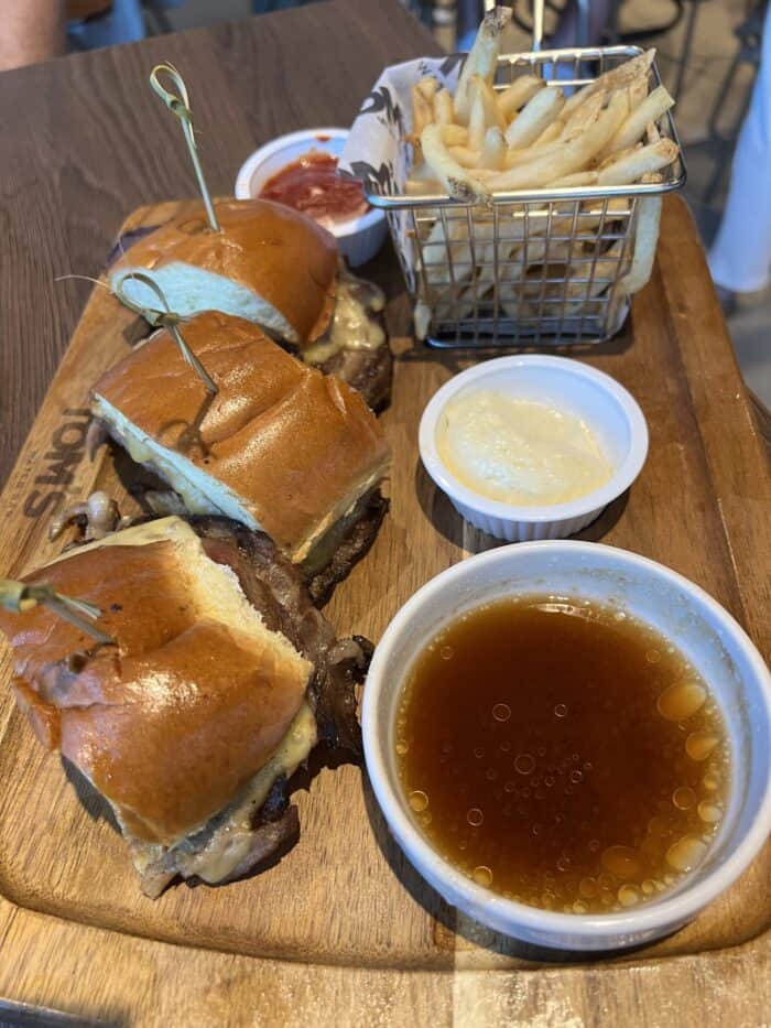 tom's watch bar pittsburgh - famous rib dip