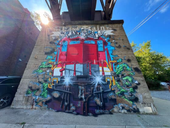 Things to Do in Clarksville, Tennessee - train mural