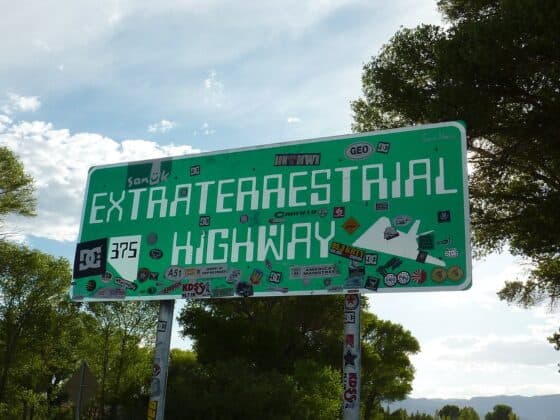 Where to See UFOs- The Best States for Alien Spotting - roswell highway sign