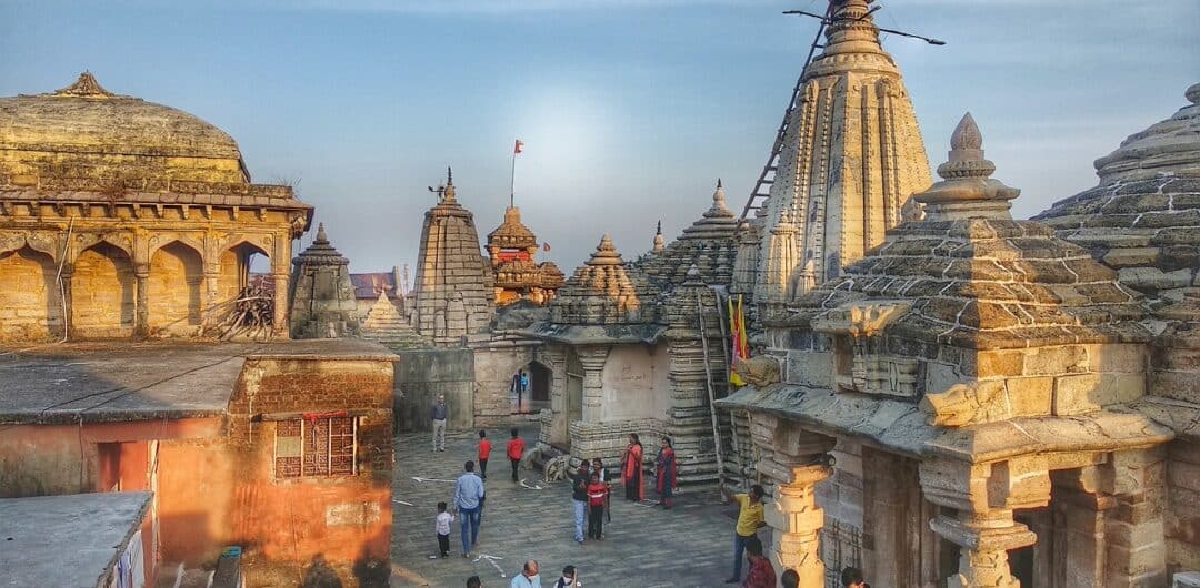 Exploring Landmarks: 5 Easy Ways Traveling to Historical Sites Enriches Our Understanding of the Past 3 Traveling to Historical Sites - rohidas mandhir india temple