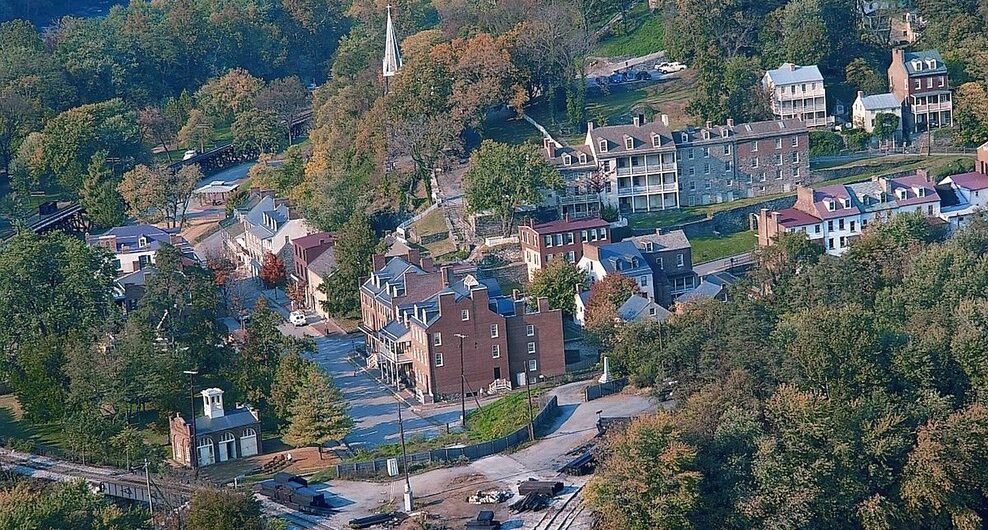 The Most Beautiful Places to Visit in West Virginia 4 most beautiful places to visit in west virginia - harpers ferry