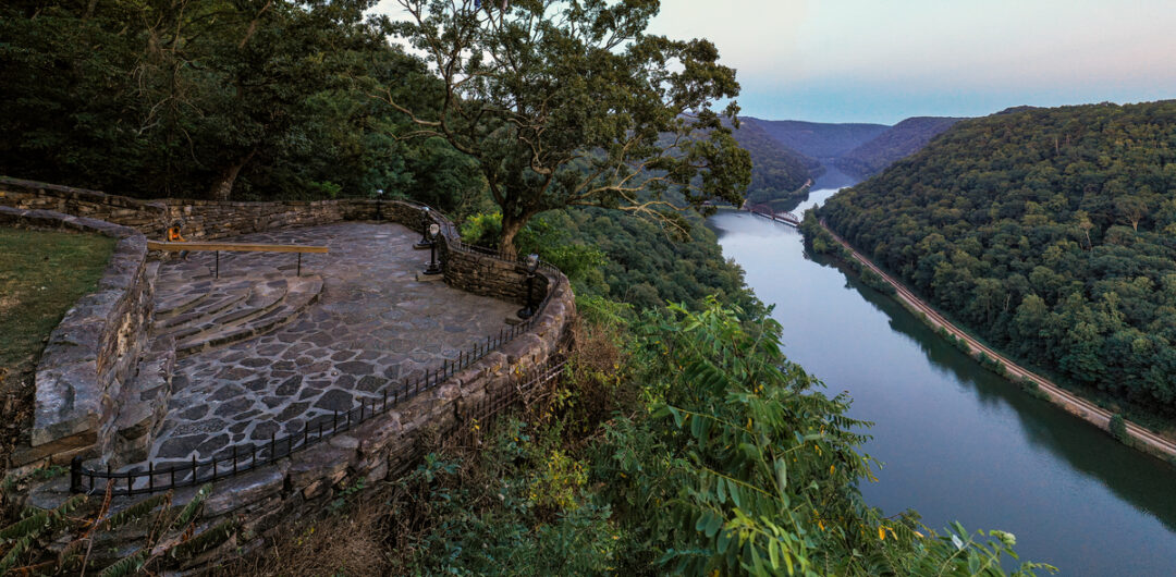 The Most Beautiful Places to Visit in West Virginia 5 most beautiful places to visit in west virginia - hawks nest