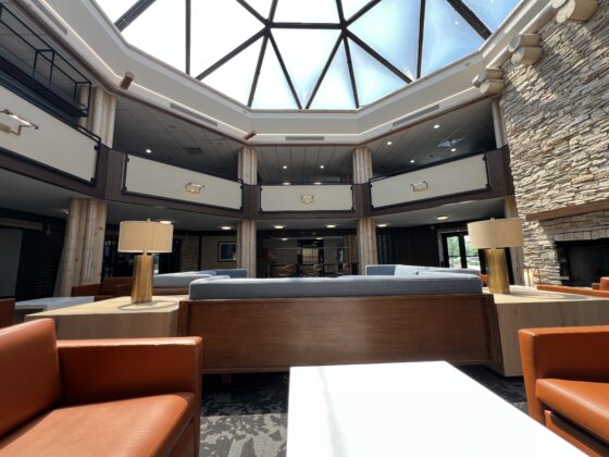 Sawmill Creek Cedar Point -sitting area