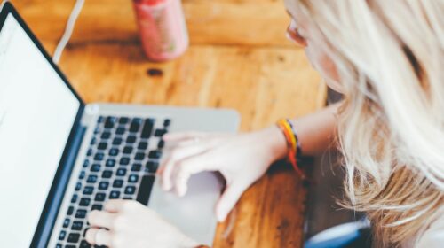 side hustles for travelers