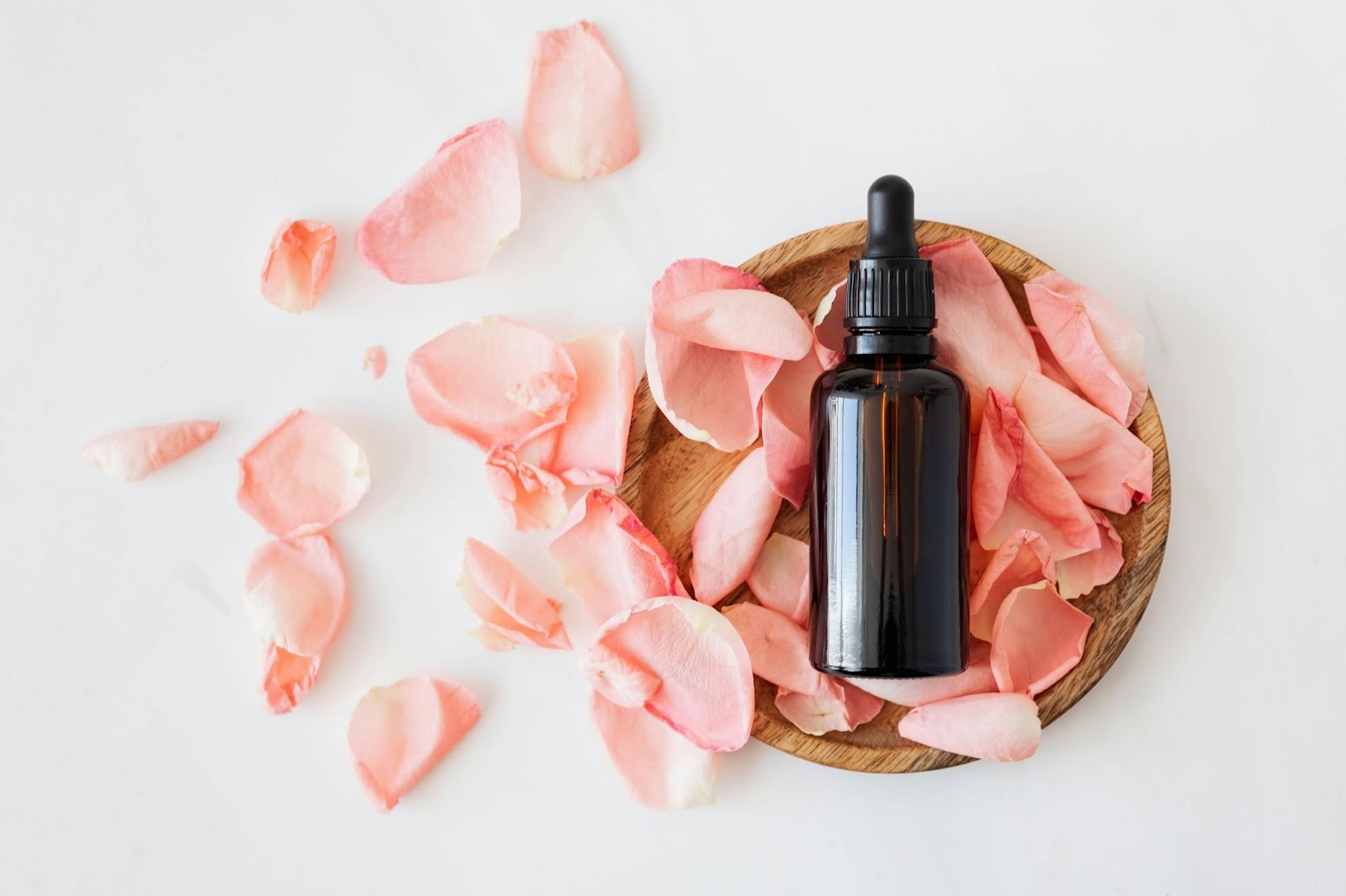 6 Easy Ways To Take Care Of Your Skin 2
