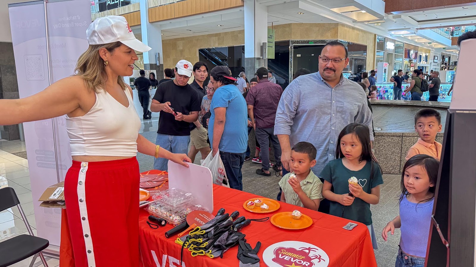 VEVOR Brought Tools, TikTok Shop, and a Whole Lot of Energy to Its Houston Pop-Up Event 1 AD 4nXddVCZIKHW86yFSuuQL6suON 8OMm 3vjUBP6FAZtpJR1BXat30ZunBoYjTBWkPkYG5o7q16I28VVbQrJNeFy3zeDoRxMO1MEfWrM3WlZ8c QtlY24lkWM0BOwBYY6znsP5ZVAAXw