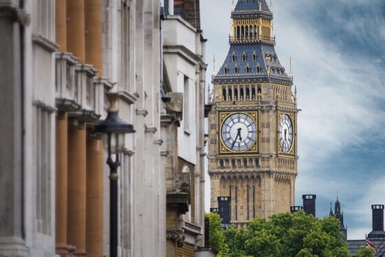 Best Cities for Horror Movie Fans to Visit - big ben tower of london