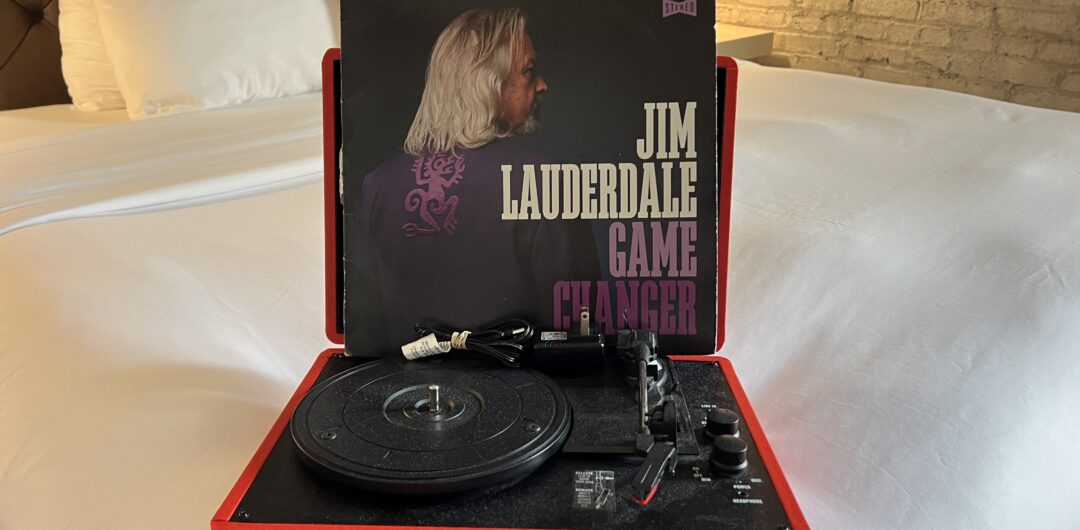 things to do in Bristol Virginia - the sessions hotel record player in room